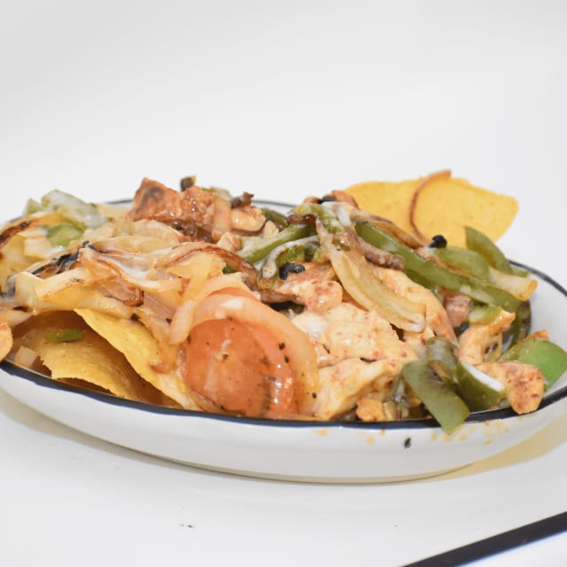Chicken Fajita Nachos (Full).
