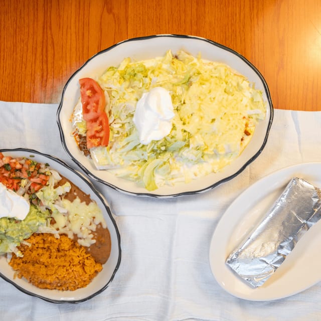 Burritos De Lujo.