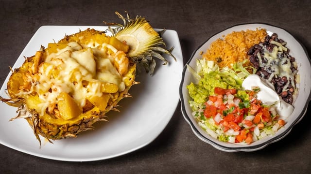 Piña Rellena.
